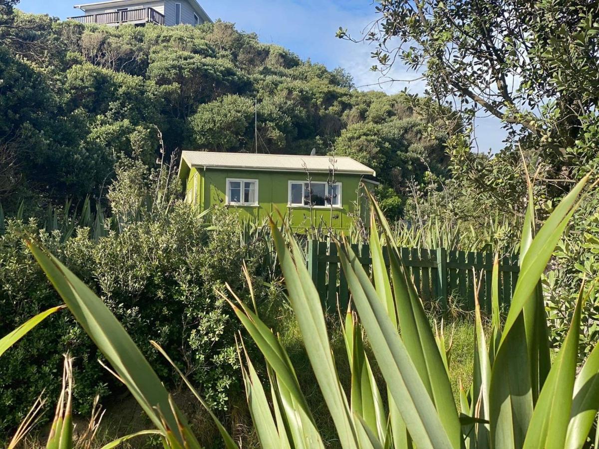 Toad Hall Baylys Beach 外观 照片