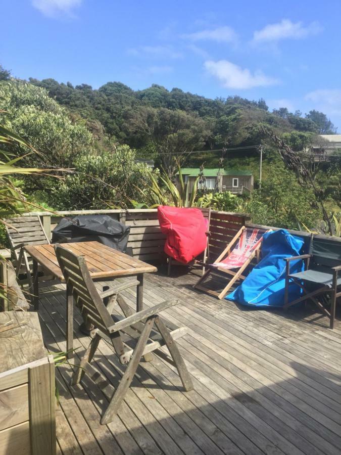 Toad Hall Baylys Beach 外观 照片