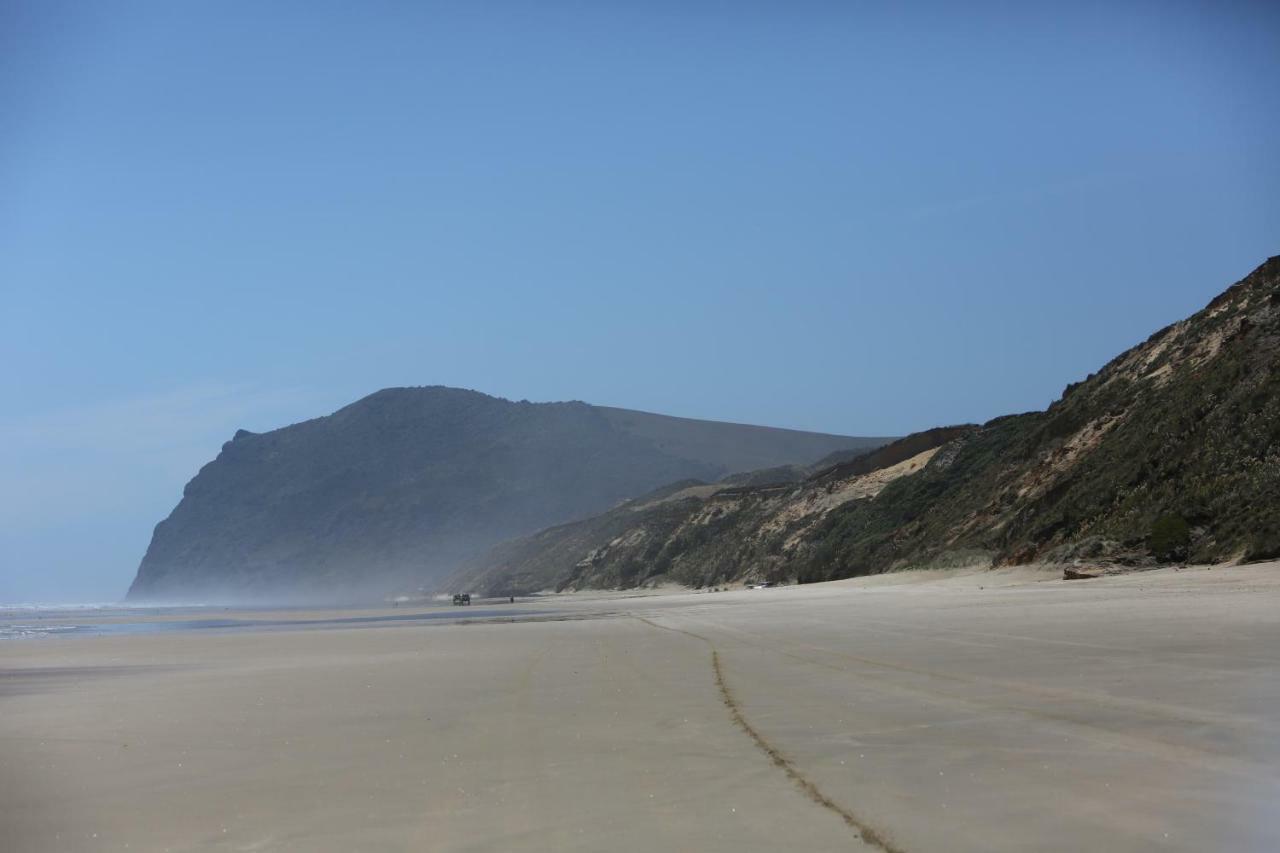 Toad Hall Baylys Beach 外观 照片